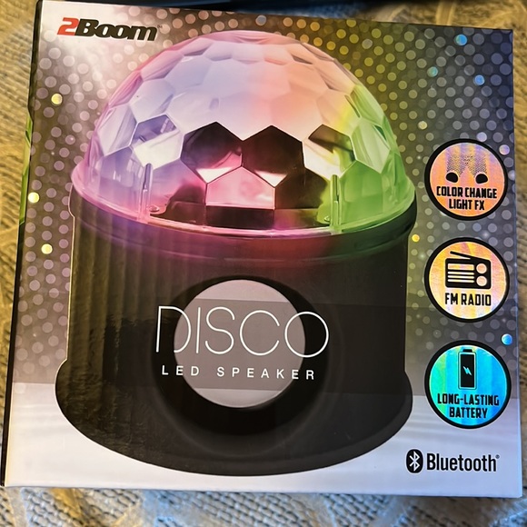 Disco LED Color Changing Speaker Wireless Streaming  From Any Bluetooth Device - Picture 6 of 9